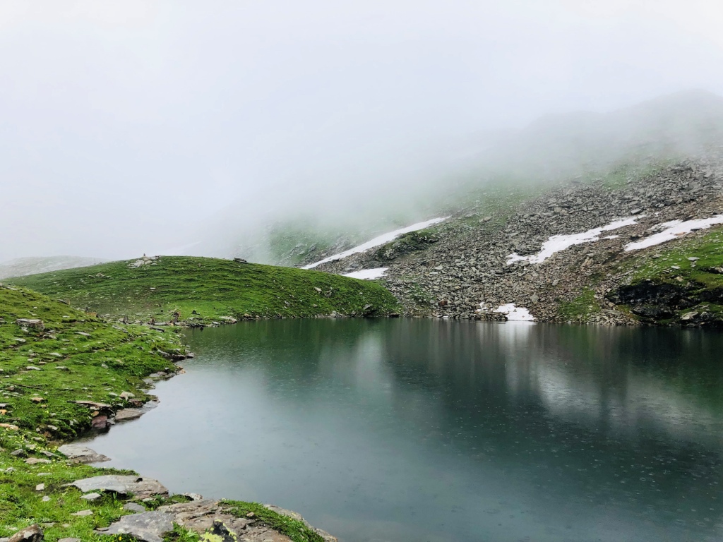 bhrigu lake in monsoon