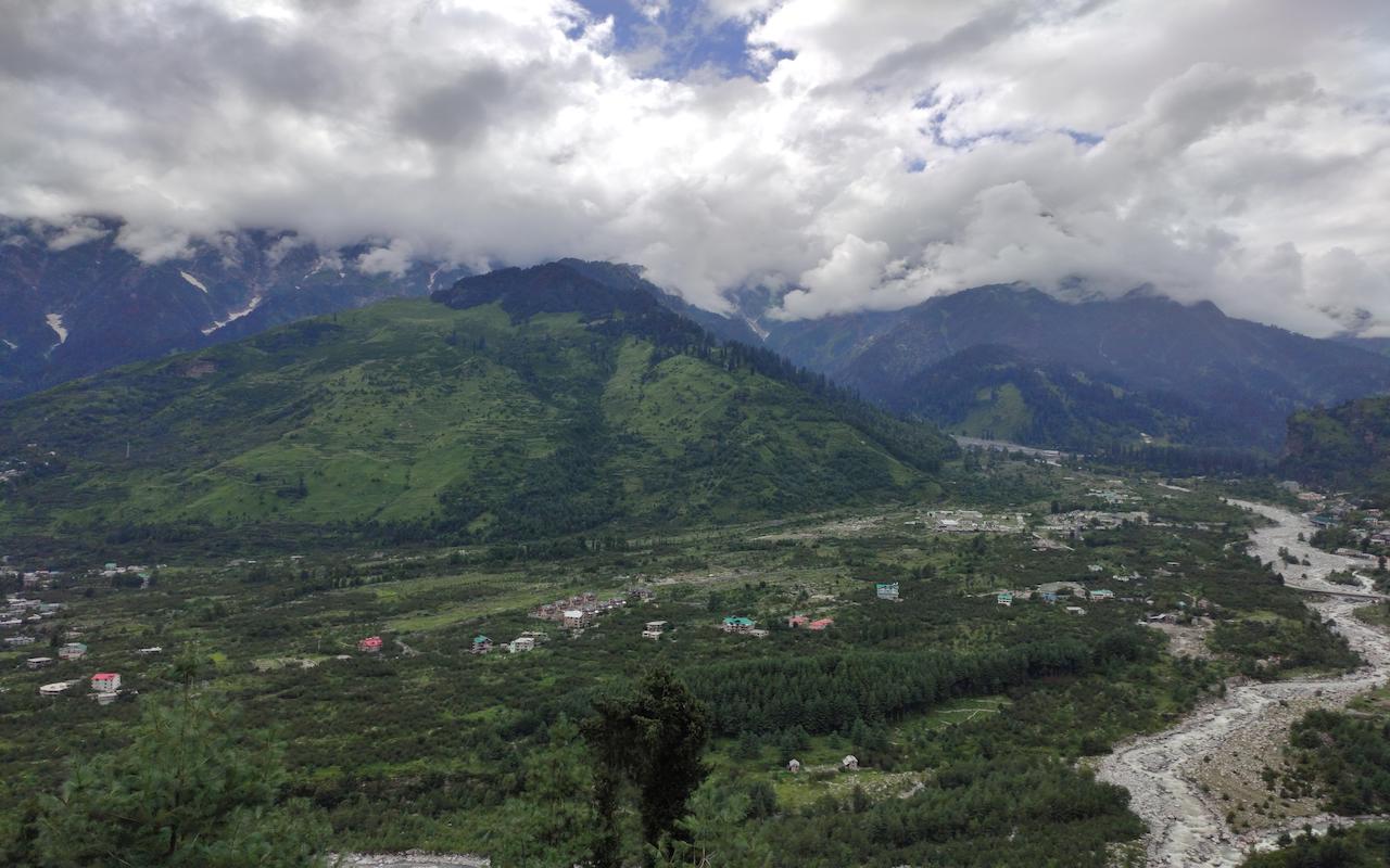 gulaba basecamp of bhrigu lake trek