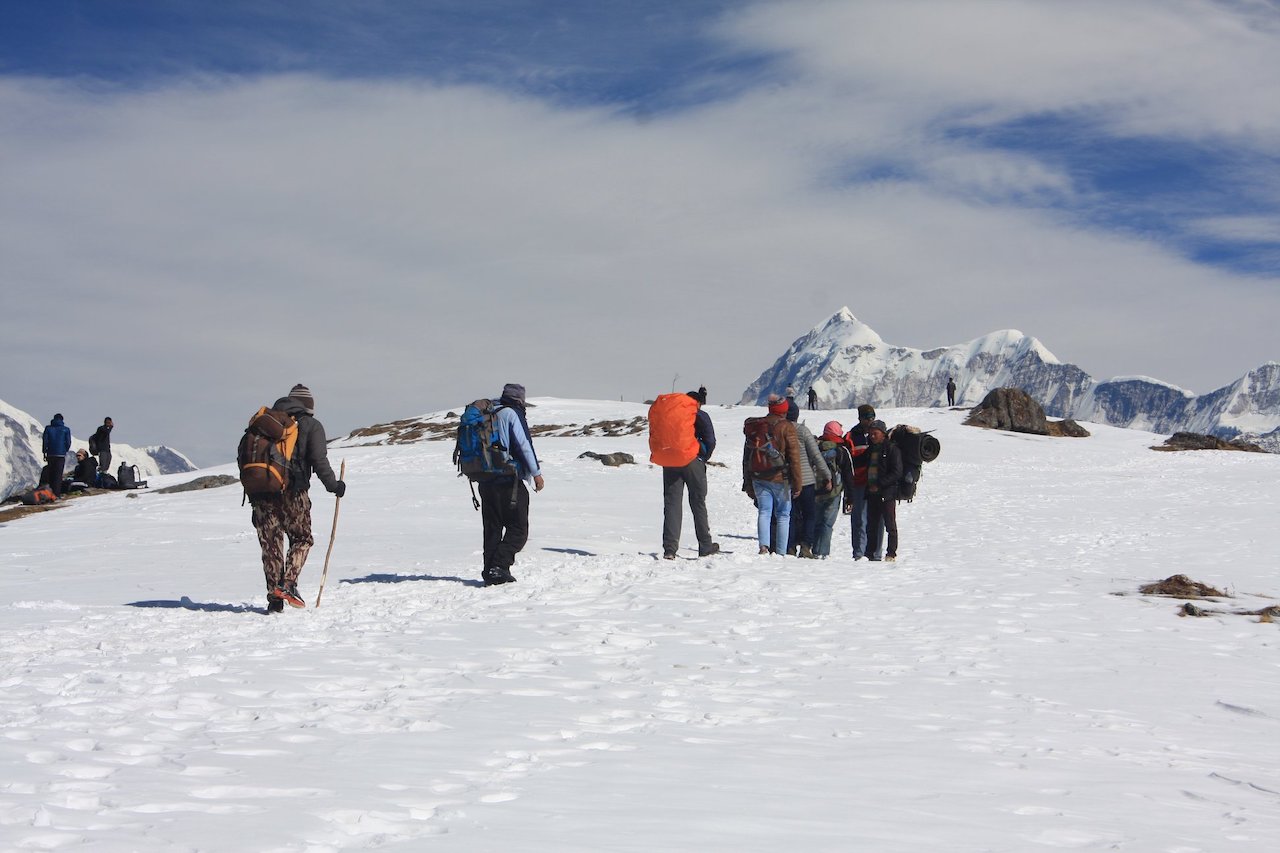 brahmatal trek summit