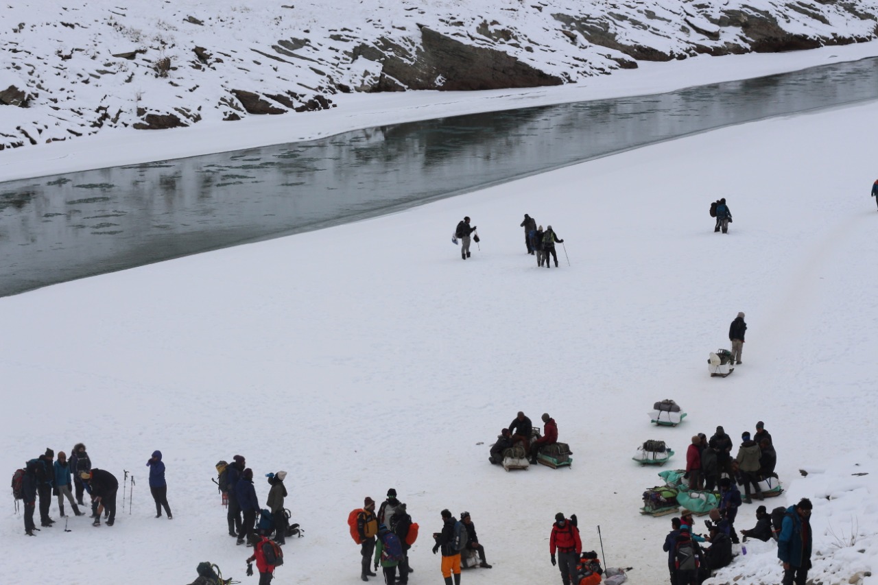 chadar river trek