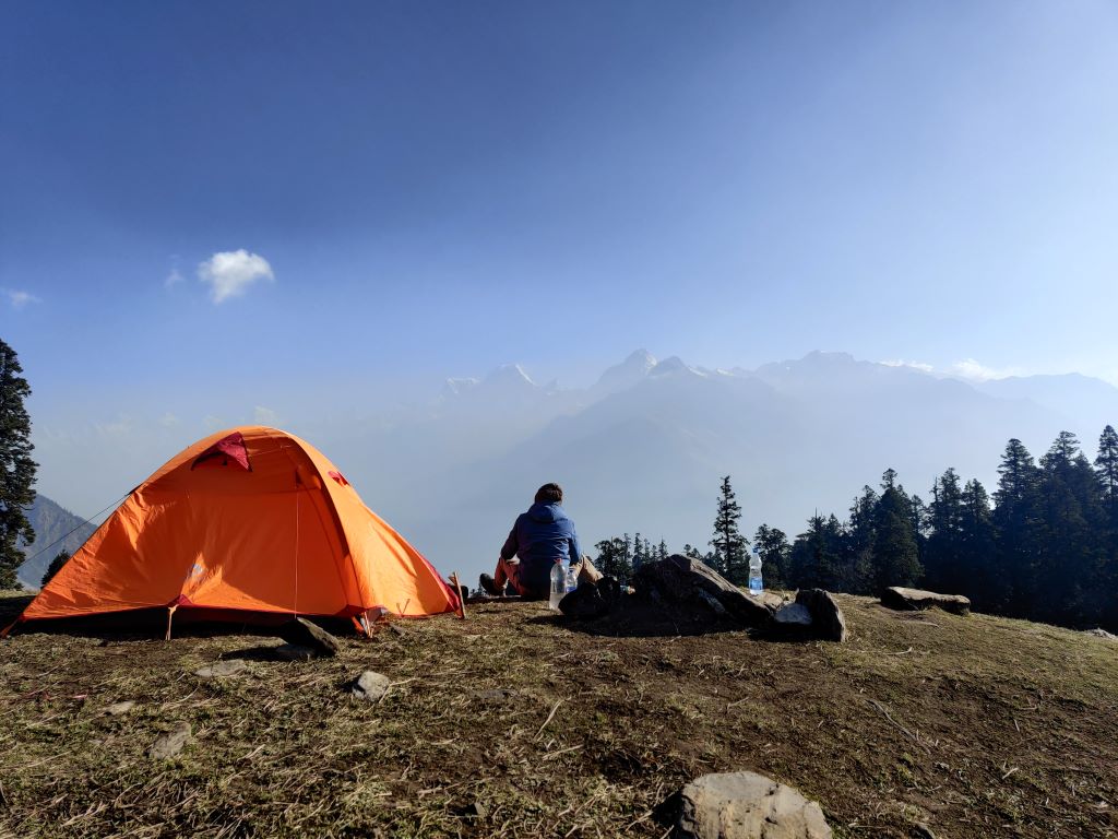 kuari pass trek campsite