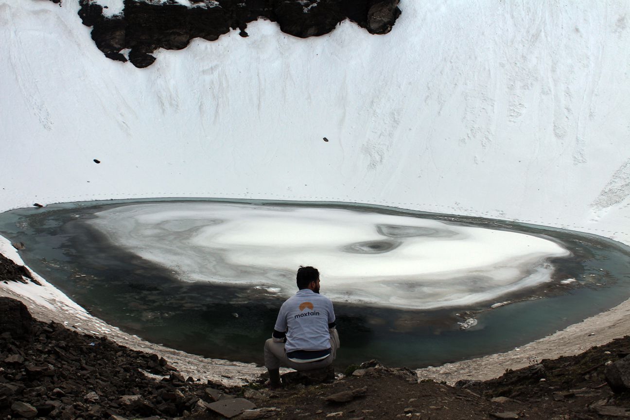 moxtain at roopkund lake